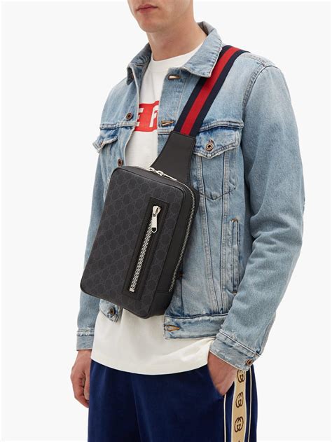 crossbody bags for men supreme.